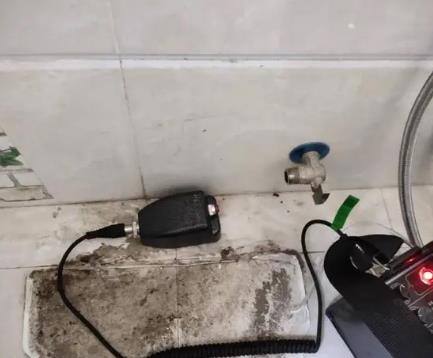 仁寿屋顶漏水维修公司分享下卫生间漏水的危害及解决方法